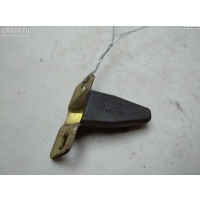 Ответная часть (скоба) замка двери Volkswagen Transporter T4 2000 701829734