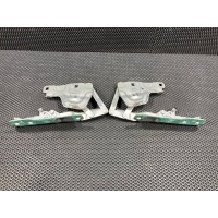 Петля капота Jaguar XE X760 2015 GX7316801AE,GX7316800AE,T2H12980,T2H12981