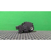 Моторчик заслонки печки Mercedes ML W164 2006 EFB336, 929888G