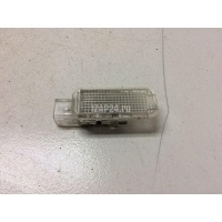 Плафон салонный VAG A8 [4D] (1999 - 2002) 3B0947415B