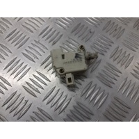 Шток замка крышки багажника volkswagen поло iv 3b0959781c