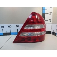 Фонарь задний правый Mercedes Benz W203 (2000 - 2006) 2038202064