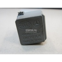 Реле Mercedes Benz W203 (2000 - 2006) 0025422619