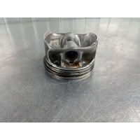 Поршень Mercedes CLA C117 2013 dha2700417
