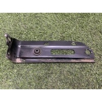 кронштейн радиатора BMW X7 G07 2019 51647443622