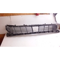 Решётка центральная бампера передняя peugeot 508 ii 9813566377