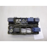 Блок реле Nissan Almera Classic (B10) (2006 - 2013) 2438095F0B