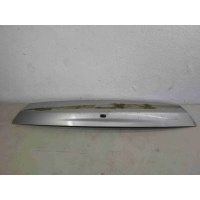 Накладка крышки багажника Pontiac Vibe I 2002 - 2004 2003