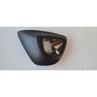 Renault oe 261a20443r решётка бампера переднее п
