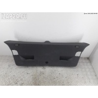 Обшивка крышки багажника Volkswagen Golf-5 2005 1k6867601