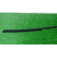 накладка стекла заднего Land Rover Range Rover III (LM) 2002-2012 2003 CGE000810