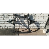 Балка подвески передняя (подрамник) Renault Logan 1 2010