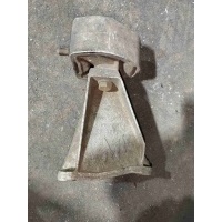 Подушка крепления КПП Audi A4 B5(1994-2001) 1999 8D0399113AB