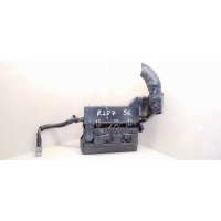 блок предохранителей Nissan Almera Tino V10 2002 7154-3266YA1