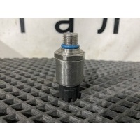 датчик давления масла Volvo 17253748 17253748