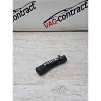 Патрубок системы охлаждения Volkswagen Jetta 6 2012 1K0121447EB
