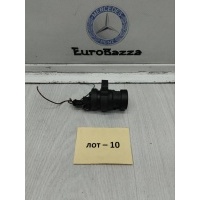 Клапан вентиляции топливного бака Mercedes W208 Mercedes W208 CLK 1997-2002 A0004702093
