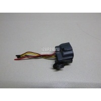 Разъем Toyota RAV 4 (2000 - 2005) 9098010869