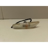 Повторитель на крыло правый белый BMW 5-serie E60/E61 (2003 - 2009) 63137165742