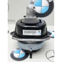 подушка крепления двигателя правая BMW X5 2012 6793016