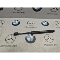 амортизатор капота BMW 7 2017 7347402