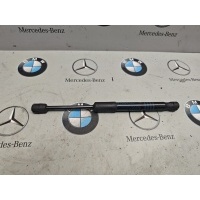 амортизатор капота BMW 7 2017 7347402