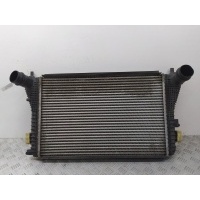 Интеркулер Volkswagen Caddy 3 рест. (2010-2015) 2011 1K0145803BM