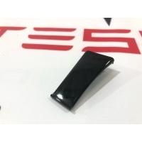 заглушка Tesla Model S 2-й рест. 2021 1562987-00-J,1562955-00-C