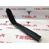 Пластик салона Tesla Model S 2-й рест. 2021 1566074-00-D,1587445-00-B