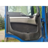 Man tgs боковина левый обивка дверь 81626302351