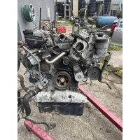 Мерседес w251 w164 x164 3 , 0 cdi двигатель 642940 стойка