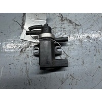 Клапан воздушный Volkswagen Golf 4 2003 1J0906627