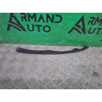 Уплотнитель капота Audi A4 5 B9 2015-нв 8W0823126, 8
