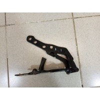 Петля капота правая BMW X3 E83 41613452844