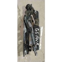 Петля капота Volkswagen Golf 5(2004-2009) 2007 1K0823302C