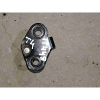 Ответная часть (скоба) замка двери Volkswagen Transporter T4 1999 701837767