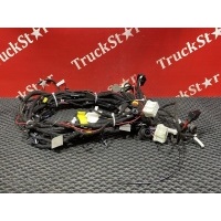 Проводка кабины 2023г Shacman SX4188YY381 DZ9X259772952
