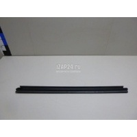 Накладка стекла заднего правого Toyota Corolla E15 (2006 - 2013) 6817312310