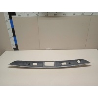 Накладка крышки багажника Mercedes Benz W204 (2007 - 2015) 2047402193