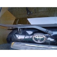 Щеткодержатель задний (поводок стеклоочистителя, дворник) Toyota Sequoia II 2008 - 2022 2008 852410C010