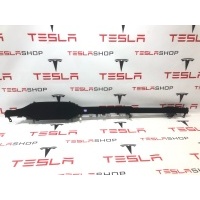 Щиток приборов (приборная панель) Tesla Model S 2-й рест. 2021 1562948-97-C,1566110-00-E