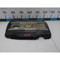 Накладка декоративная VAG Jetta (2006 - 2011) 06J103925P