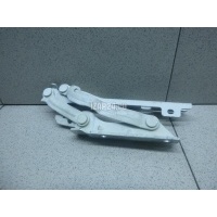 Петля капота правая VAG Jetta (2006 - 2011) 5K0823302B