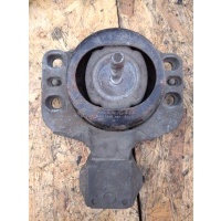 Renault oe 8200022596 подвеска двигателя
