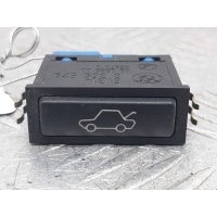 Кнопка открытия багажника BMW 5-Series (E39) (1995-2004) 2002 03052500,61318365579