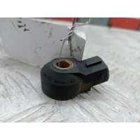 Датчик детонации Volkswagen Golf 4 (1997-2004) 1999 0261231045,030905377A