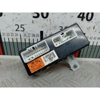 Блок комфорта Hyundai Santa_Fe 2 (CM) (2005-2012) 2008 952302B230,952302B230