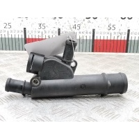 Корпус термостата Volkswagen Golf 5 (2003-2008) 2005 038121121D,038121132D