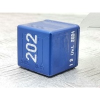Реле свечей накала Volkswagen Passat 5 GP (2000-2005) 2003 899587,8A0951253