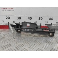 Кронштейн (крепление) фары правый Land Rover Range_Rover 3 (2001-2012) 2004 1301329337,XBU000020